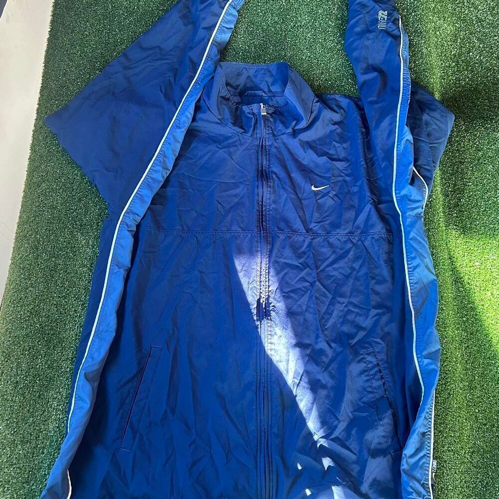 Nike Men's Blue and Navy Jacket